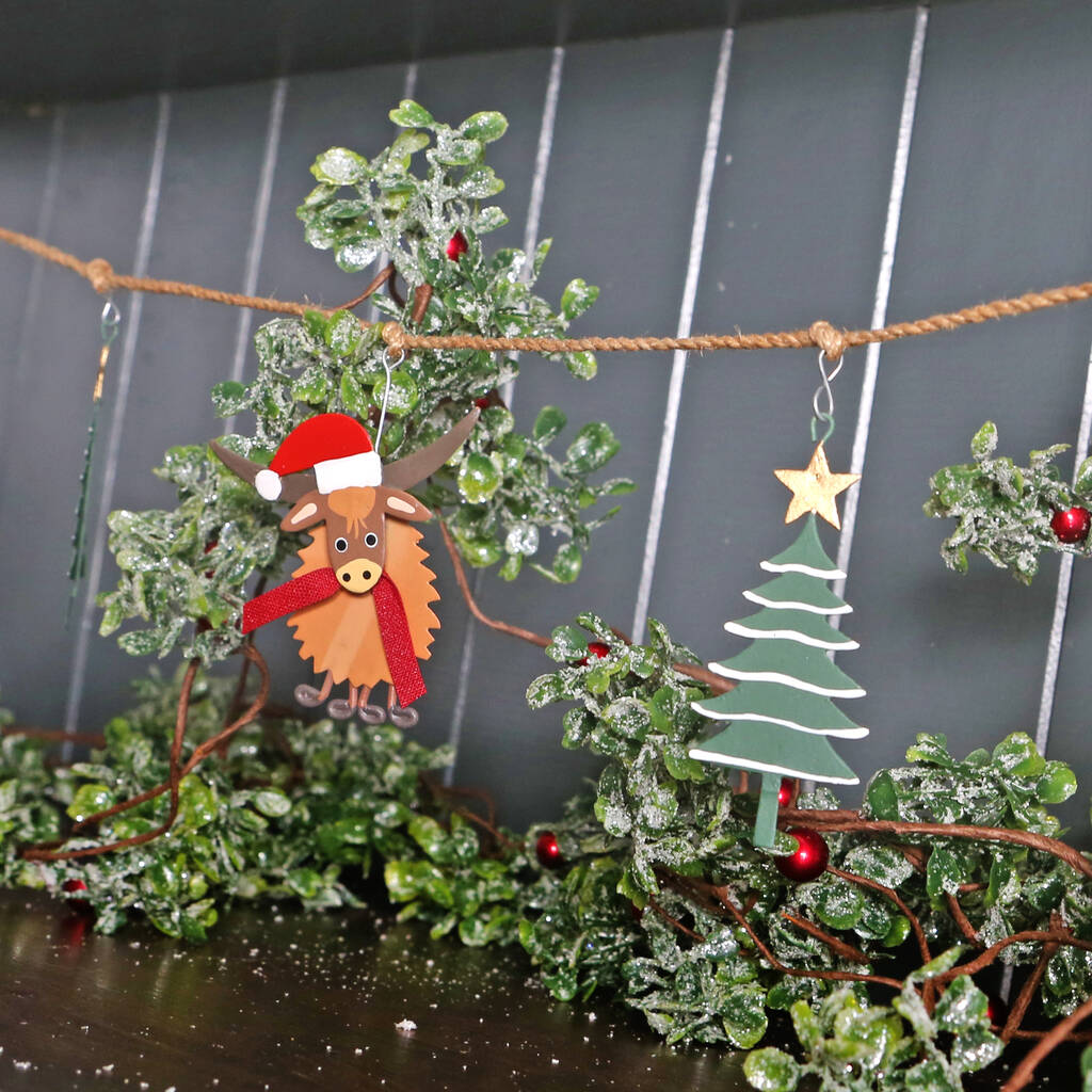 Highland Cow Coo And Christmas Tree Garland